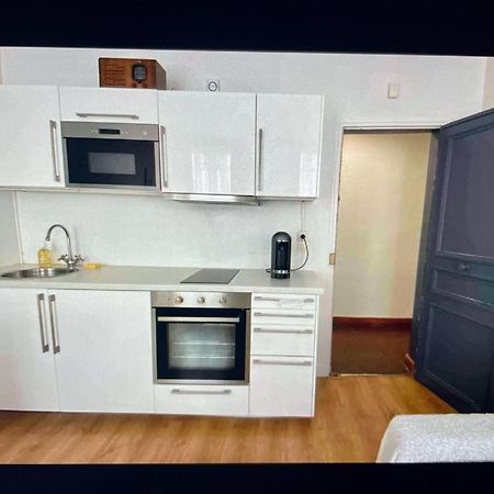 Cute One Bedroom In Le Marais Παρίσι Εξωτερικό φωτογραφία