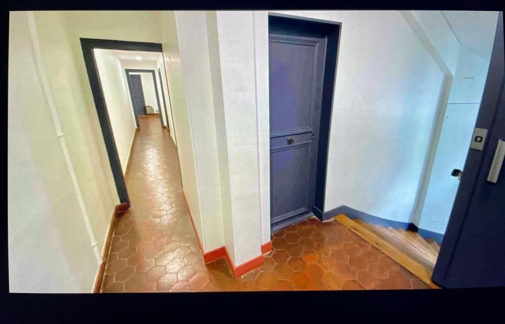 Cute One Bedroom In Le Marais Παρίσι Εξωτερικό φωτογραφία